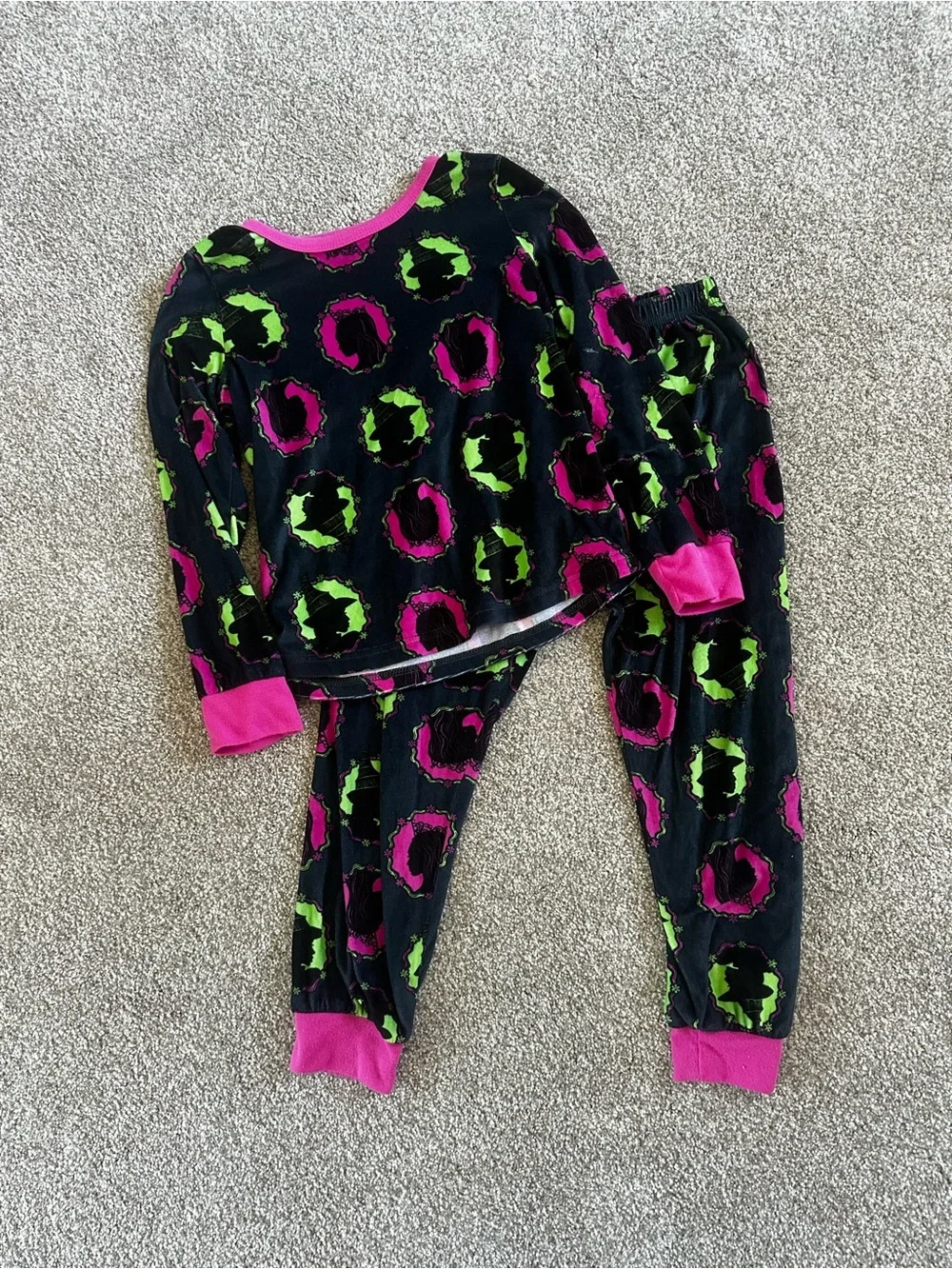 Wicked Girls 2-Piece Pajama Set – Size 8 – Elphaba & Glinda Silhouette Print